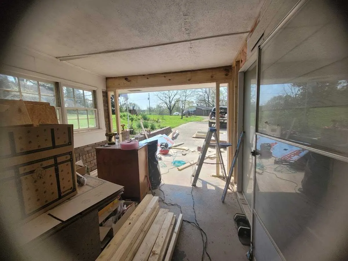 Air movers and dehumidifier for Drying & Dehumidification in Mantua